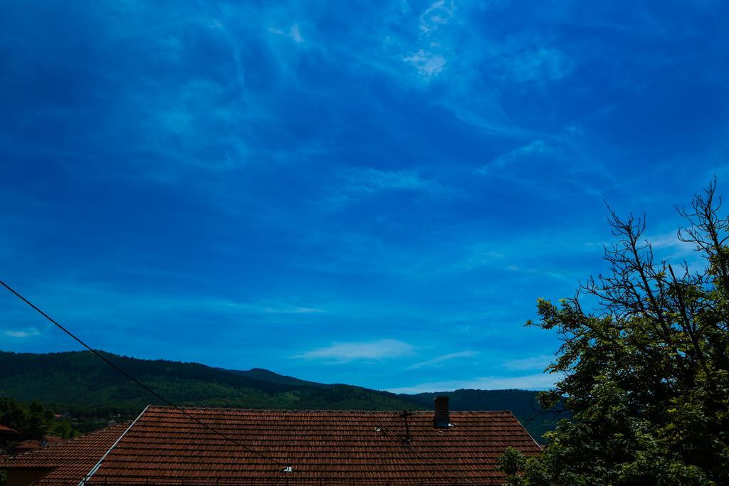 Mejdan Apartmant ซาราเยโว ภายนอก รูปภาพ