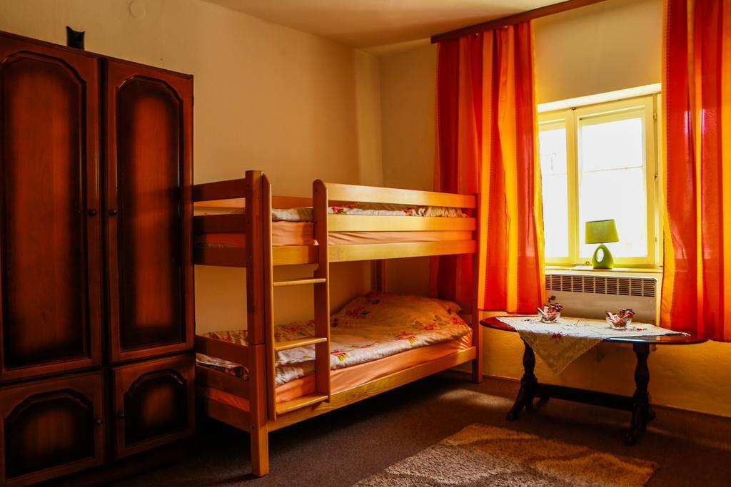 Mejdan Apartmant ซาราเยโว ภายนอก รูปภาพ